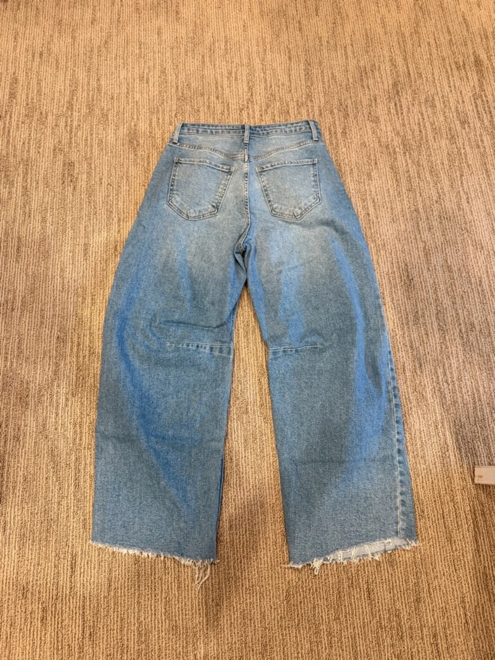 High Waisted Barrel Jeans - Picture 2 of 3